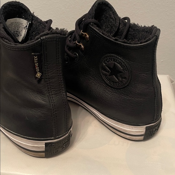 Classic Black High-Top Sneakers - Picture 2 of 3
